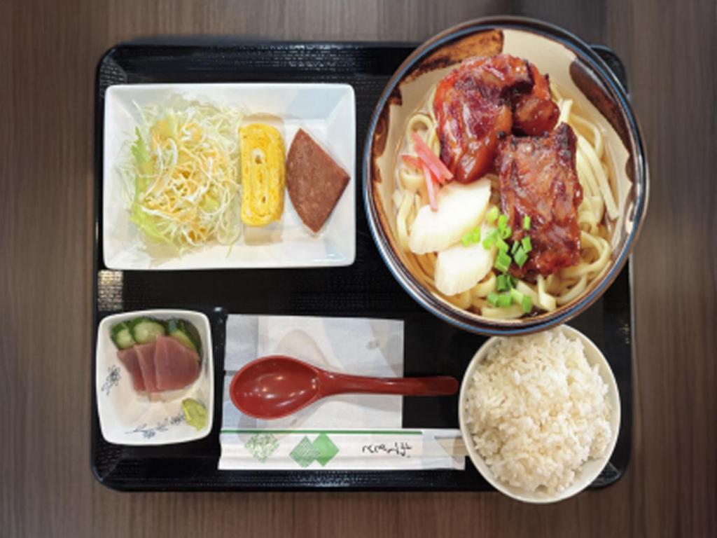 ビクトリアホテル（那覇市）：（最新料金：2026年）