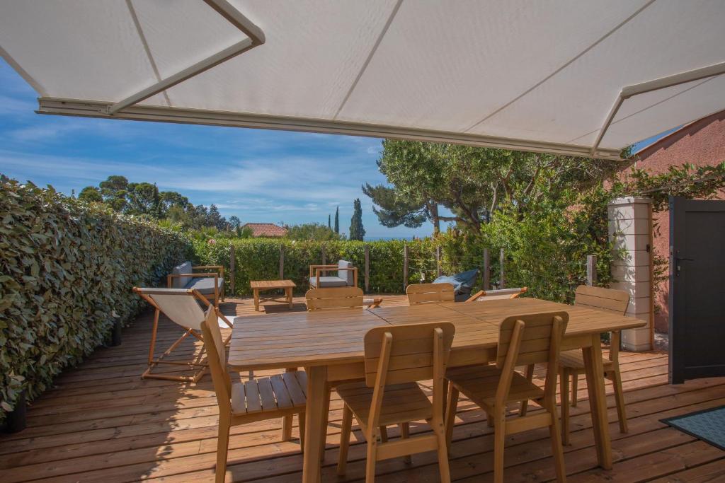 Fotografie z fotogalerie ubytování Villa Cap Esterel Vue Mer v destinaci Saint-Raphaël