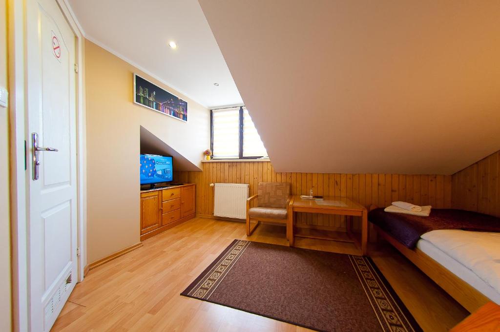 Pensjonat Źródełko - 9