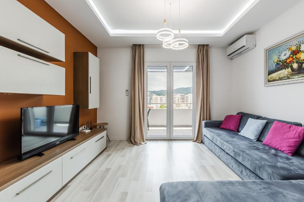Beachside Modern Apartment