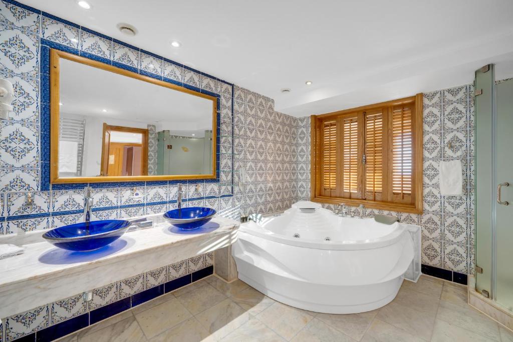 Royal Savoy Sharm El Sheikh - 16