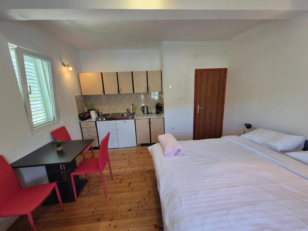 Apartments Lampalo - 17