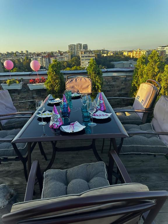 Balkón nebo terasa v ubytování Penthouse studio Lola New Belgrade