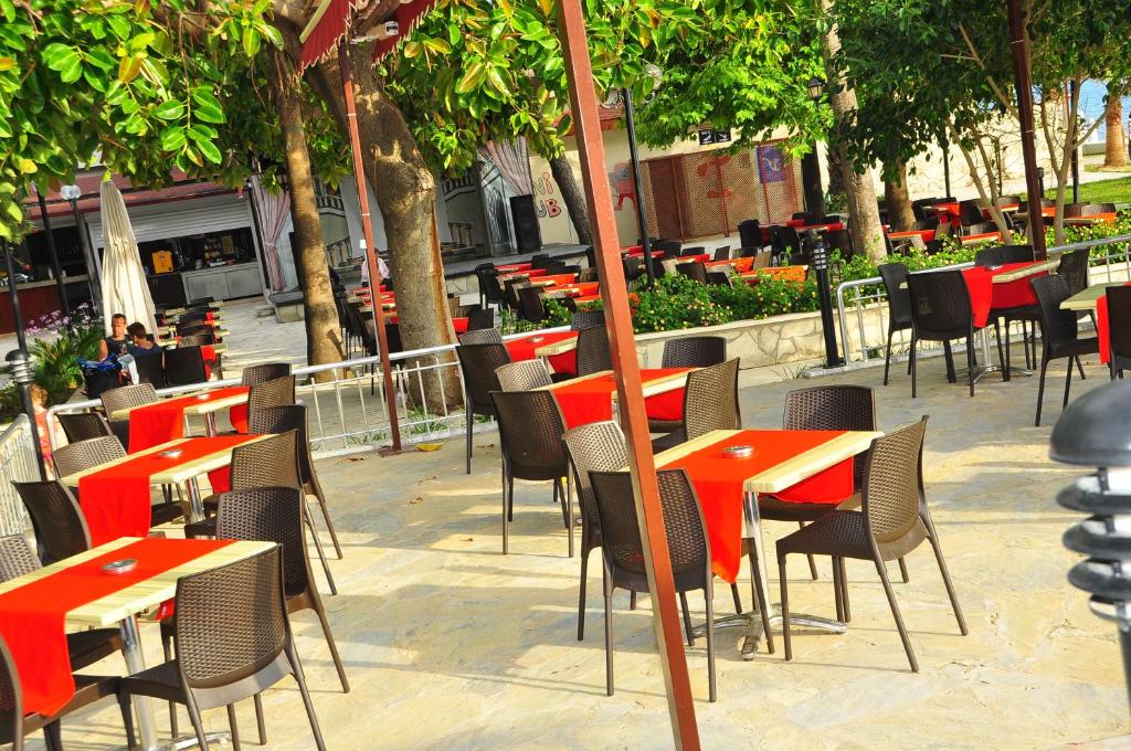 Restaurace v ubytování Sırma Hotel