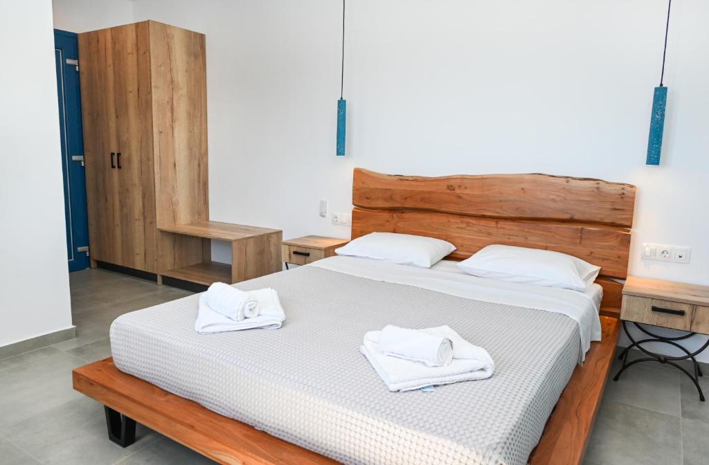 Glaronisia Hotel - 13