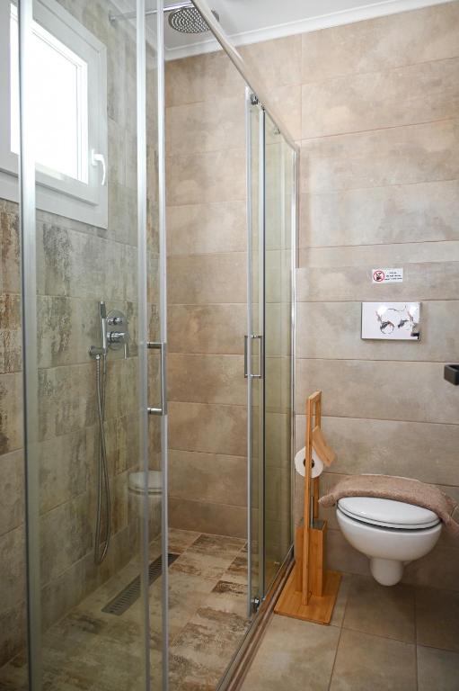 Glaronisia Hotel - 16