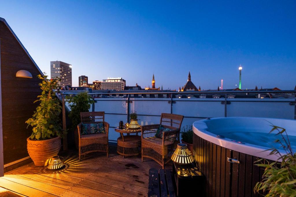 Axel Guldsmeden - Resim 9