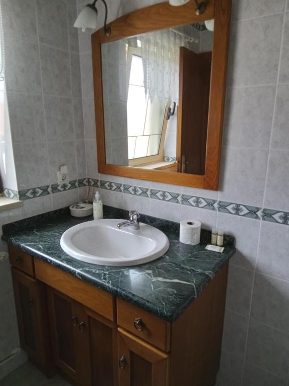 Uma casa de banho em Casa das Laranjeiras