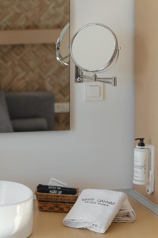 White Canvas Boutique Studios - 13