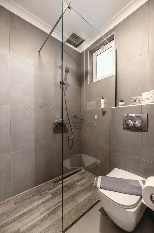 White Canvas Boutique Studios - 16