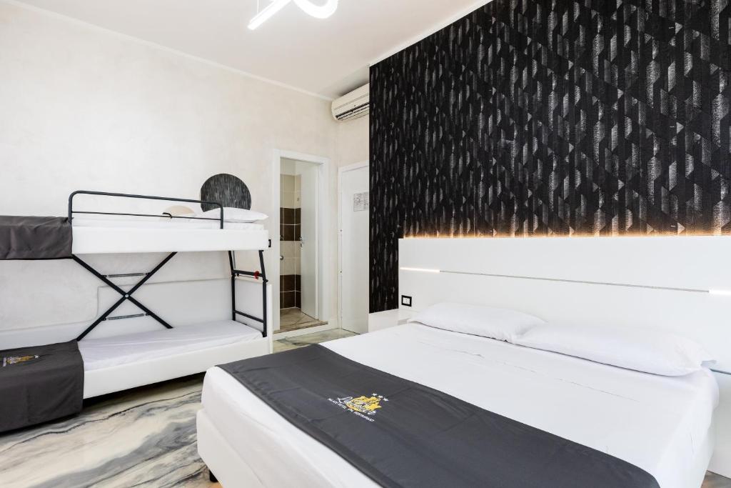 La Tour Palace Hotel & Restaurant