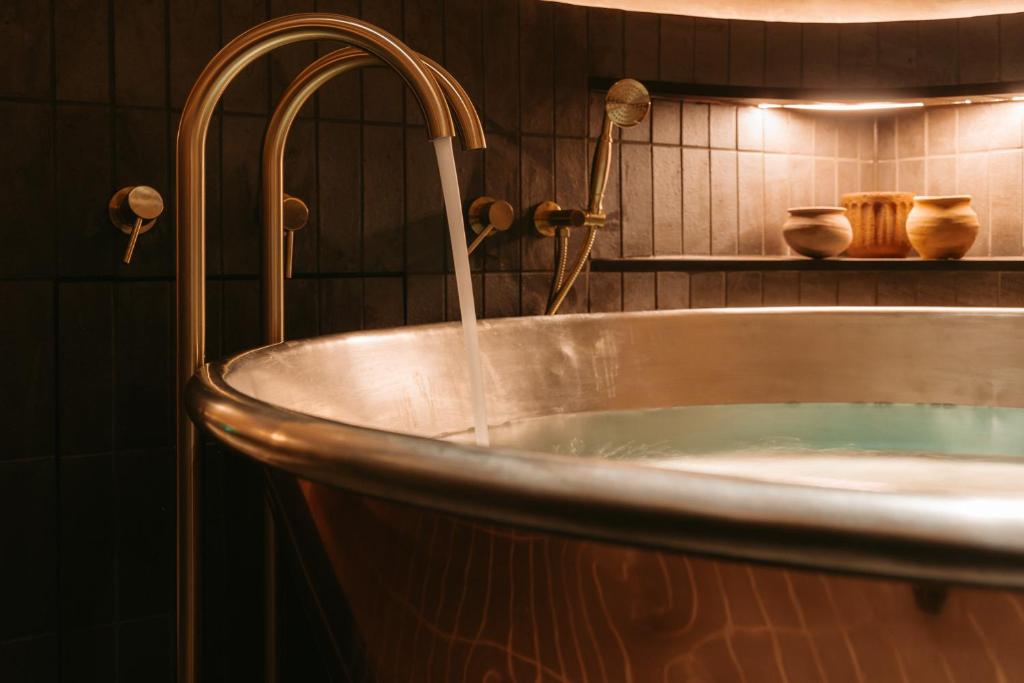 No.124 by GuestHouse, Brighton - Resim 15