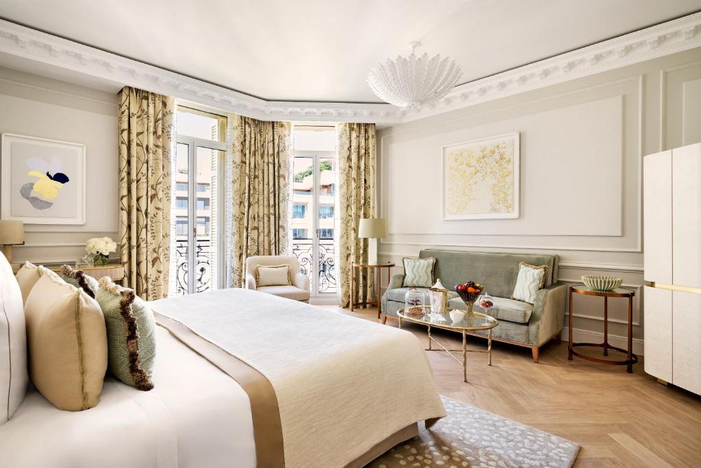 Postel nebo postele na pokoji v ubytování Hôtel Hermitage Monte-Carlo
