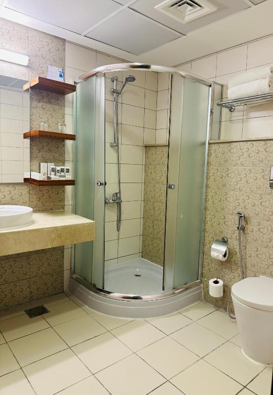 City Seasons Al Hamra Hotel - Resim 33