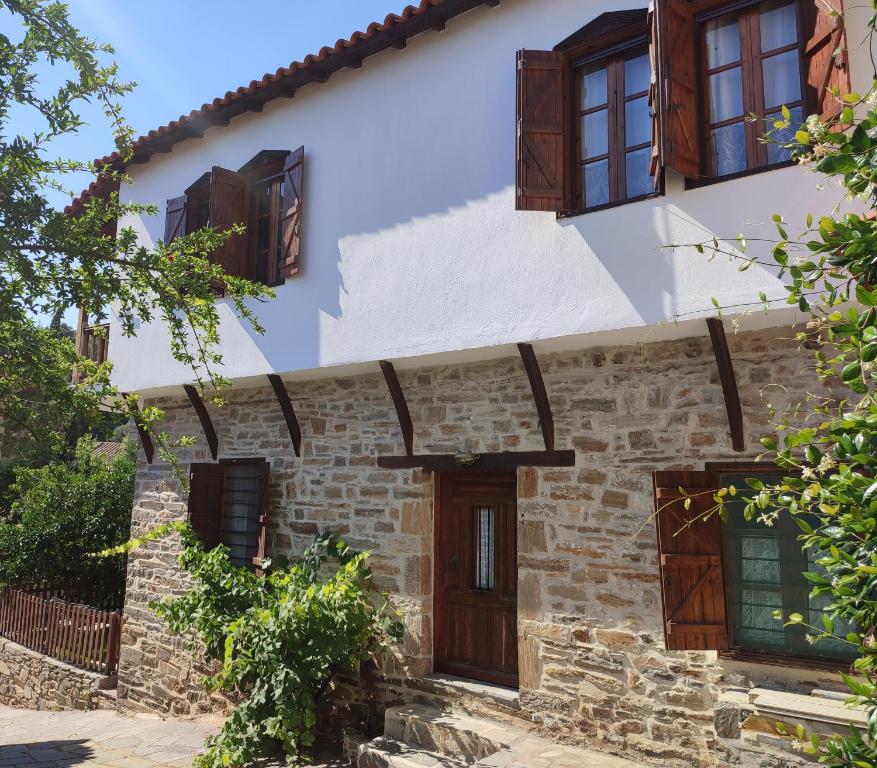 maion: Traditional house - Nikiti old village