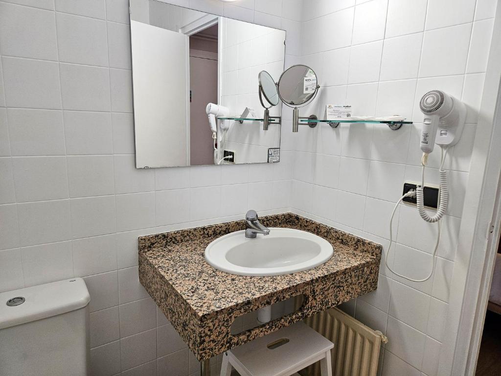 Koupelna v ubytování Hotel Pere D'Urg 3000