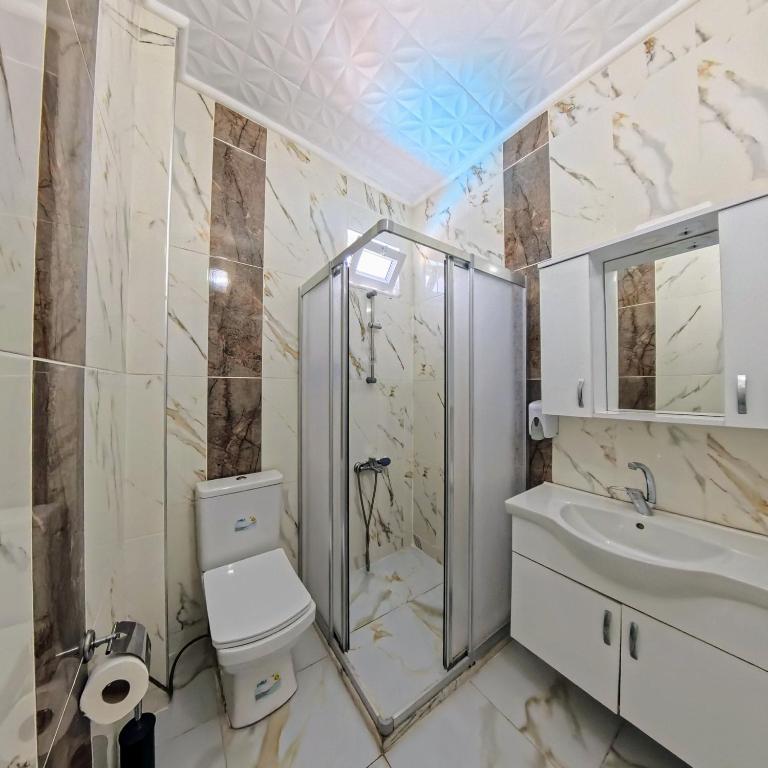 Koupelna v ubytování Kervansaray Hotel