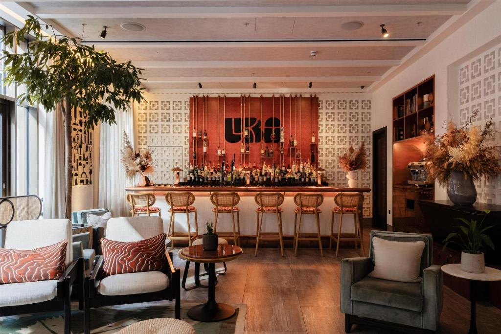 Hart Shoreditch Hotel London, Curio Collection by Hilton - Resim 6