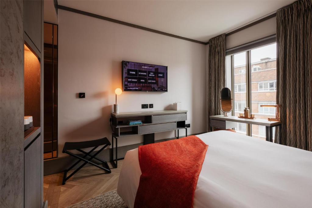 Hart Shoreditch Hotel London, Curio Collection by Hilton - 