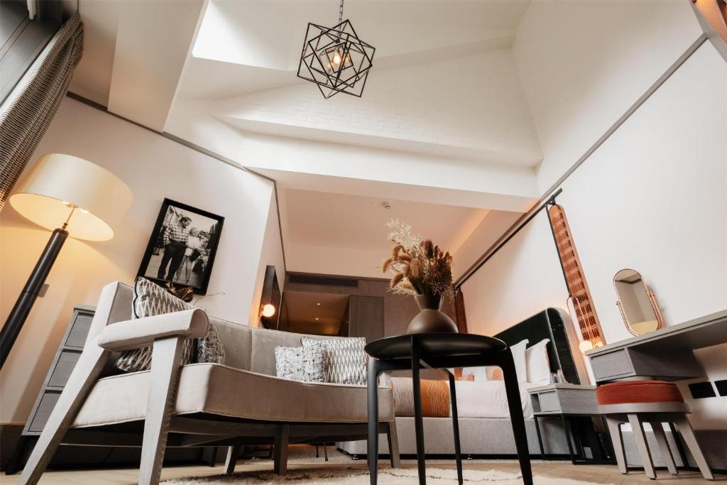 Hart Shoreditch Hotel London, Curio Collection by Hilton photo