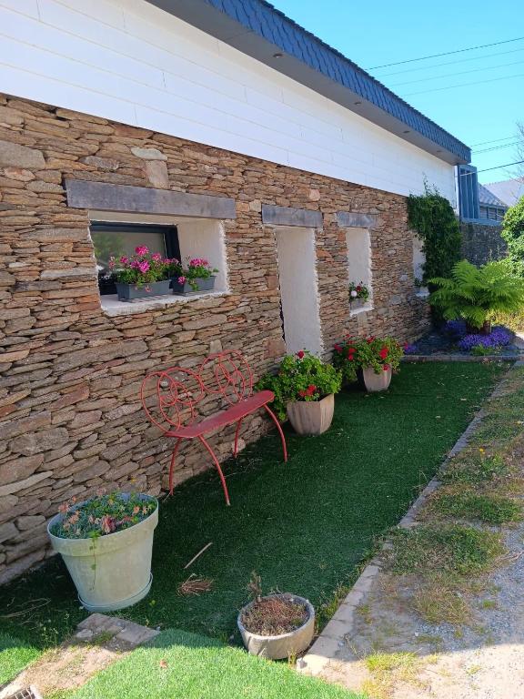 Zahrada ubytování Gite de kernaet avec piscine