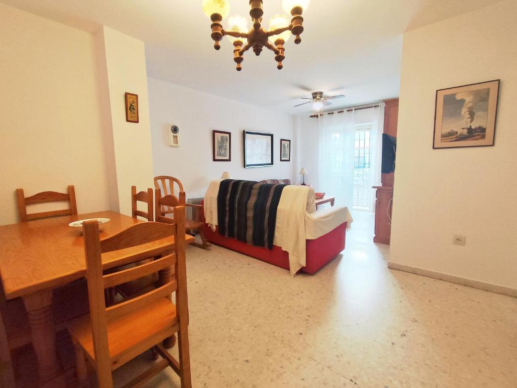 Łóżko lub łóżka w pokoju w obiekcie Top Rota Playa La Costilla Costa de la Luz