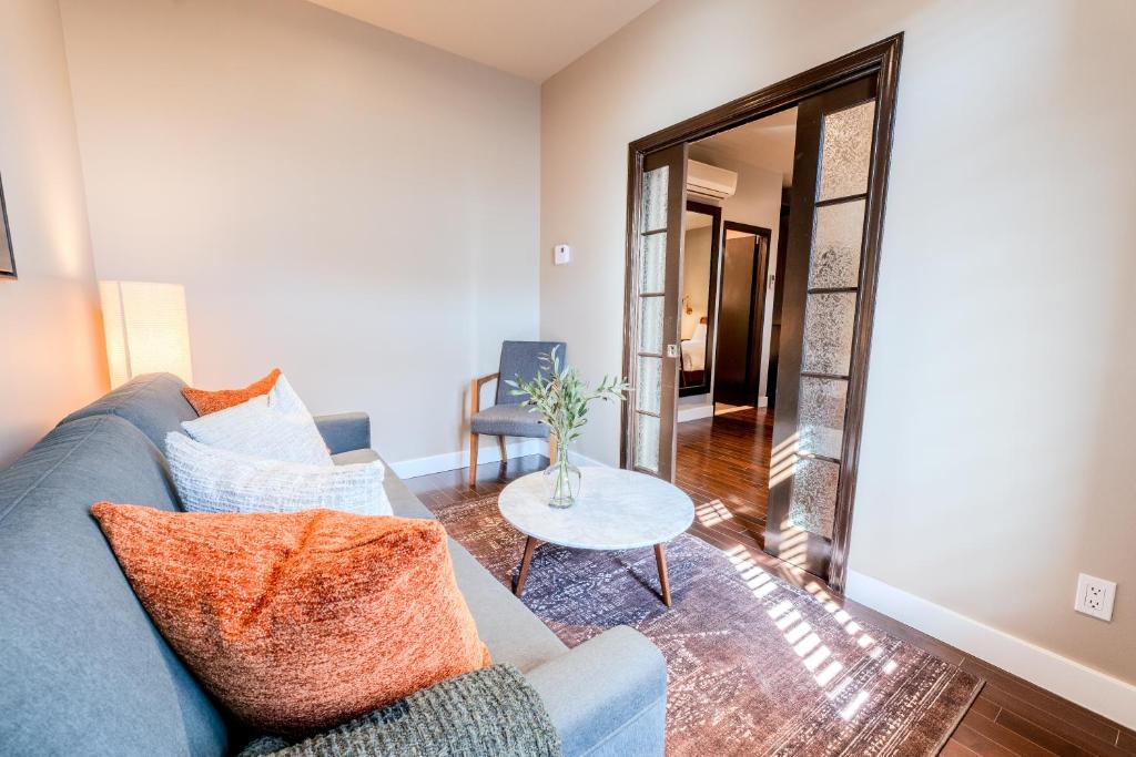 Self Check-In Boutique Hotel - Quartier latin - Room 301 - Resim 17