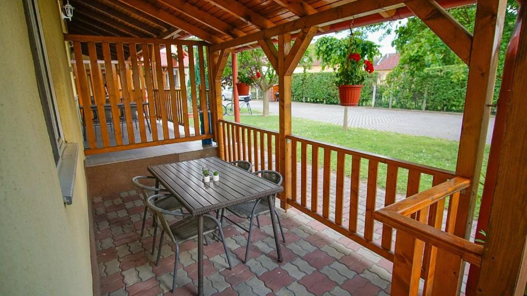 Balkón nebo terasa v ubytování Zam-Zem Holiday Apartman