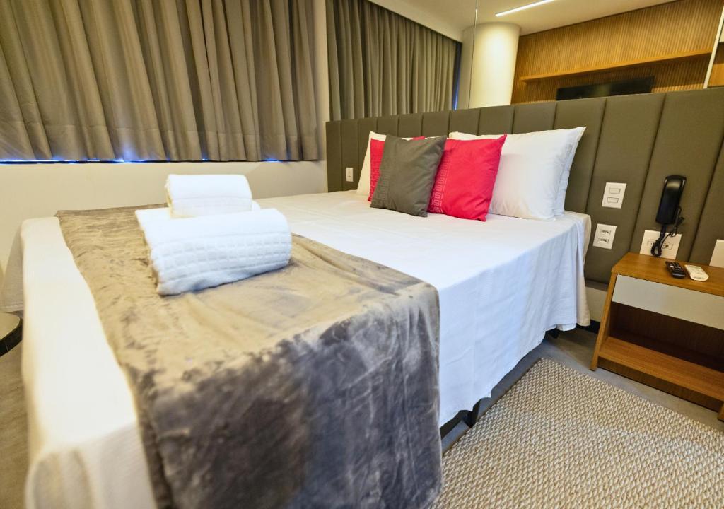 Postel nebo postele na pokoji v ubytování Urbà Home Stay by Housi
