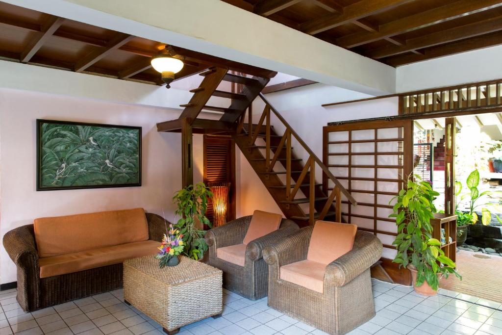 Posezení v ubytování Duta Garden Hotel