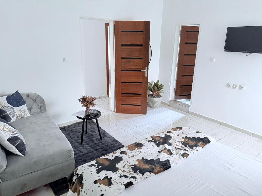 Μια τηλεόραση ή/και κέντρο ψυχαγωγίας στο MN House