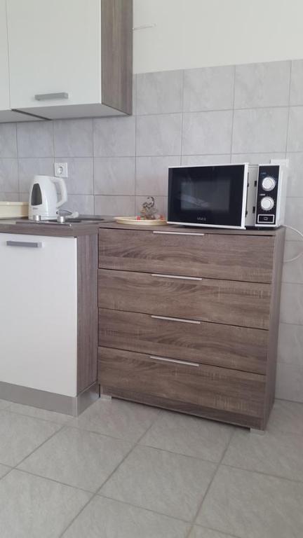 Kuchyňa alebo kuchynka v ubytovaní Apartments Vrvilo