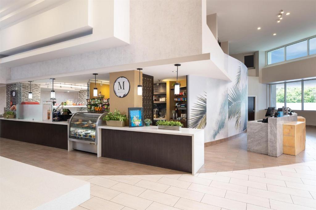 Vstupní hala nebo recepce v ubytování Hilton Cocoa Beach Oceanfront