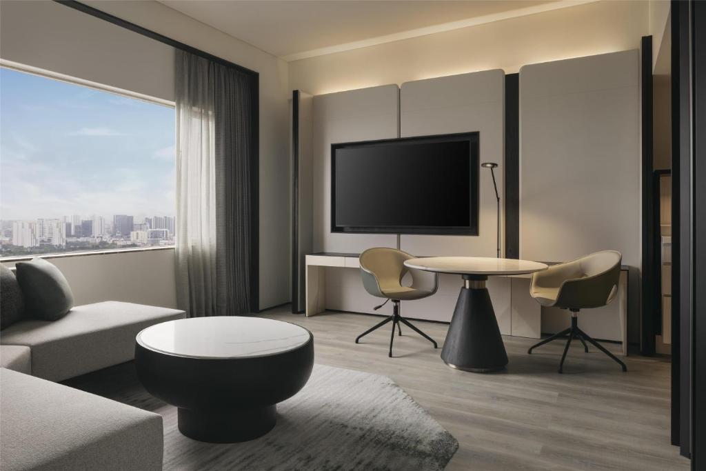Hilton Singapore Orchard photo
