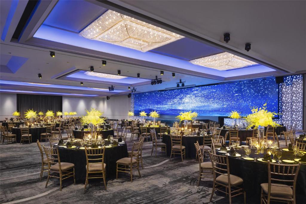 Hilton Singapore Orchard photo