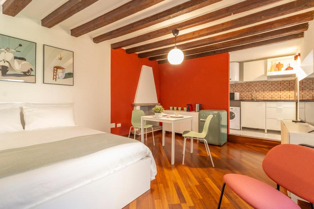 Postel nebo postele na pokoji v ubytování Nel cuore di Milano a 7 min a piedi dal Duomo