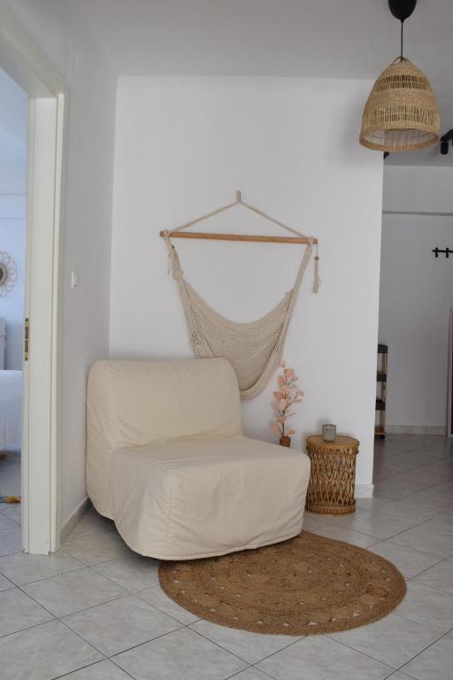 Posezení v ubytování Platamon Boho Apartment 2- Με θέα την θάλασσα