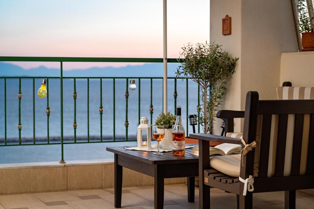 Nápoje v ubytovaní Apartment with marina view
