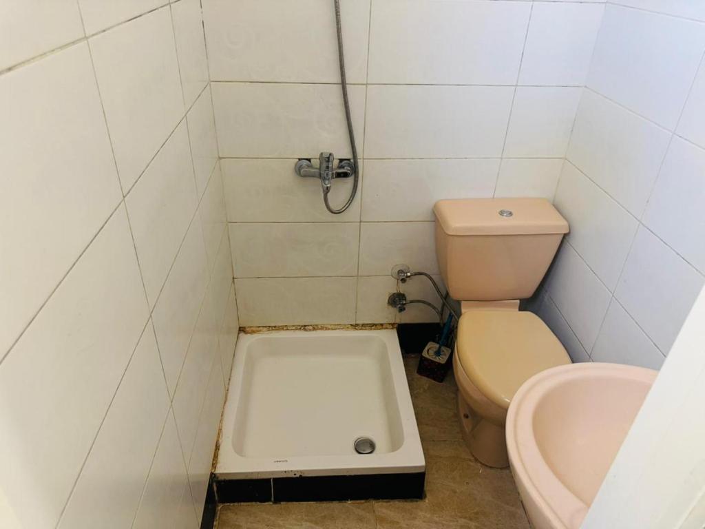 Seko Kato Nile View Hostel - 13