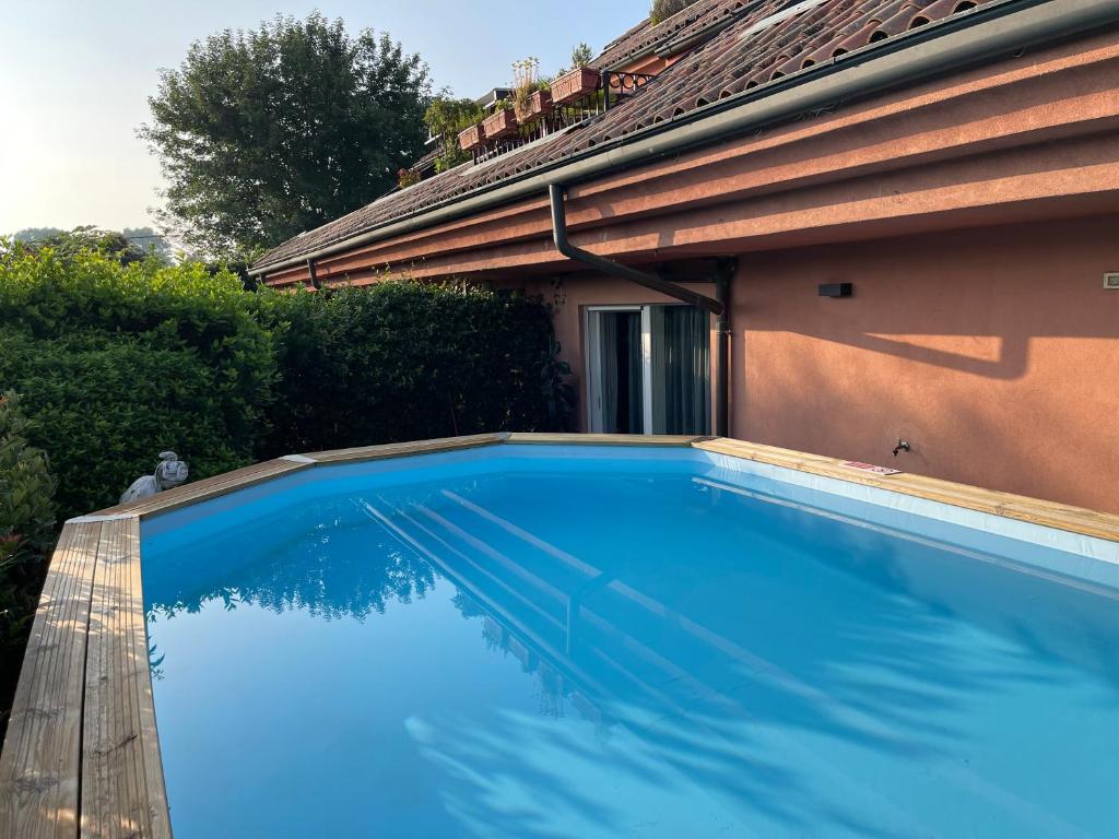 Appartamento giardino tra le colline - Housity