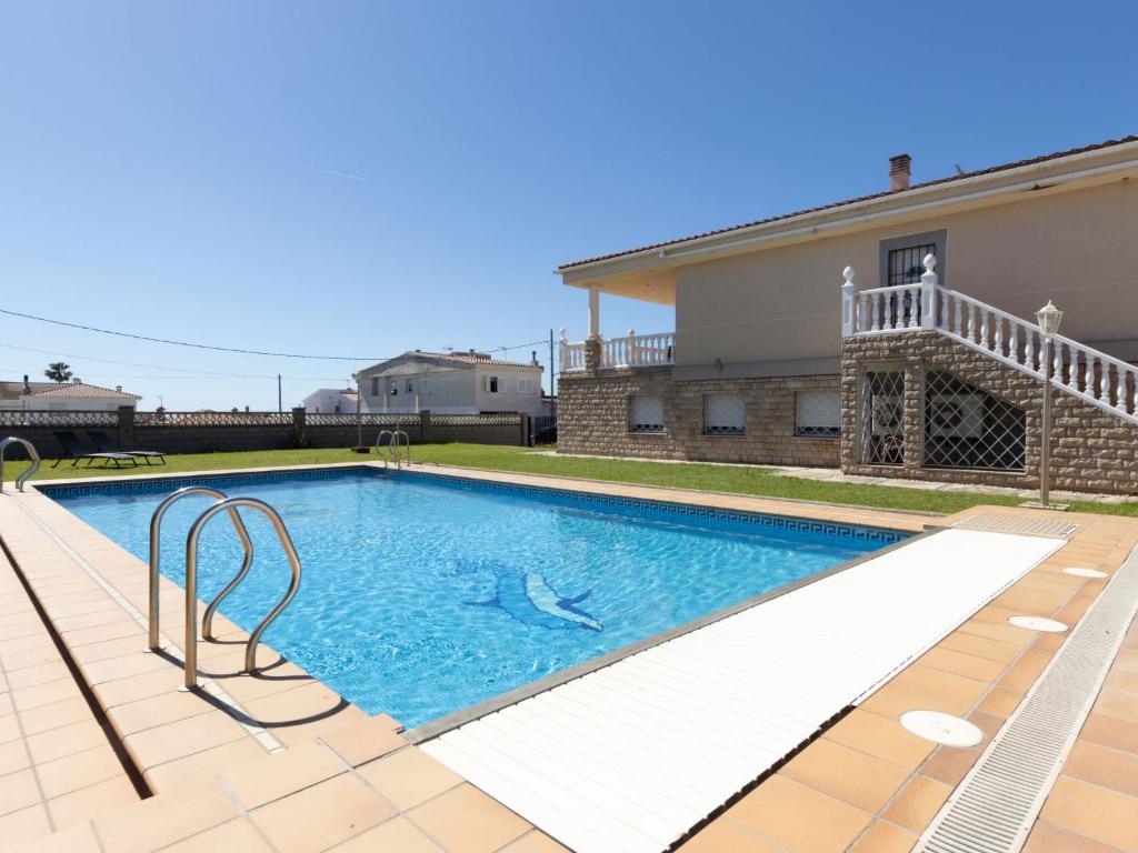 Πισίνα στο ή κοντά στο Holiday Home Gladiols by Interhome