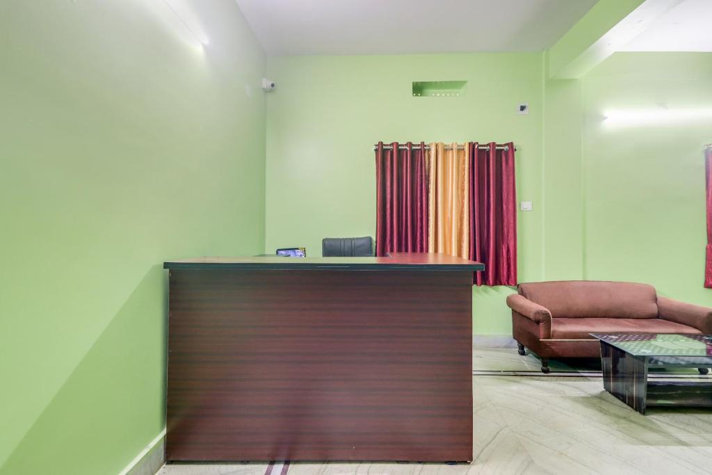 TV a/nebo společenská místnost v ubytování Hotel O M Palace