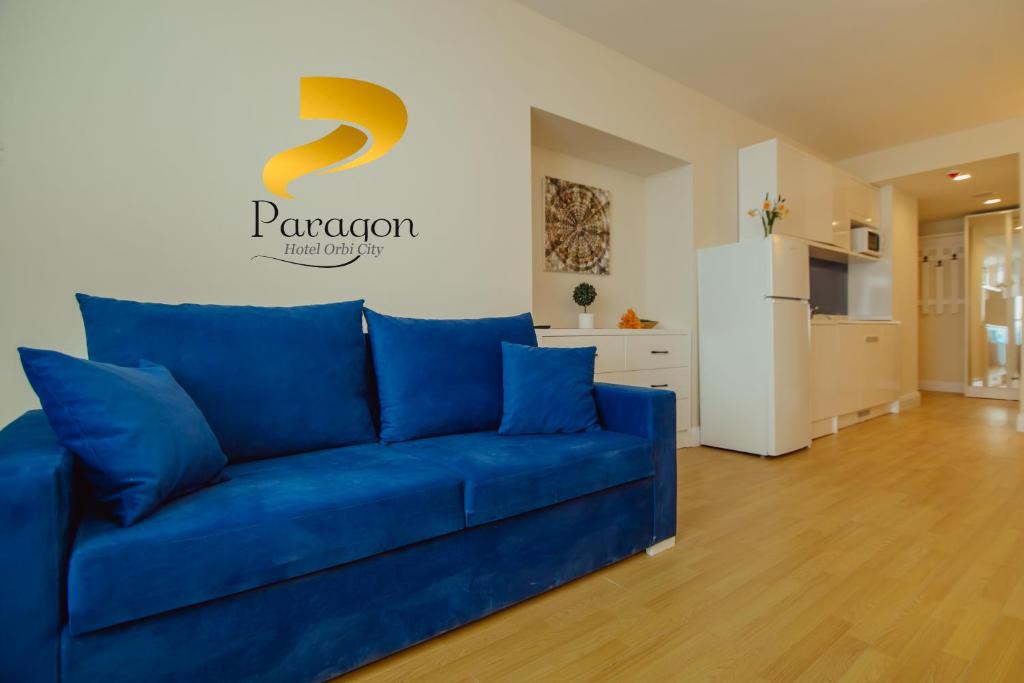 Posezení v ubytování PARAGON HOTEL - Orbi City