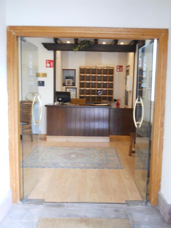 Hotel Elizondo reservar