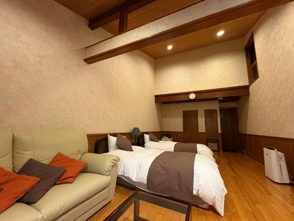 Posezení v ubytování 平山温泉　奥山鹿温泉旅館