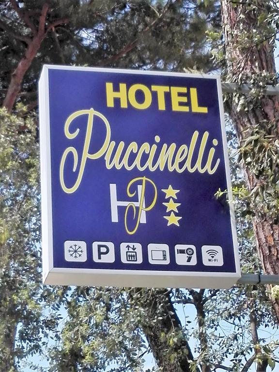 Certifikát, hodnocení, plakát nebo jiný dokument vystavený v ubytování Hotel Puccinelli
