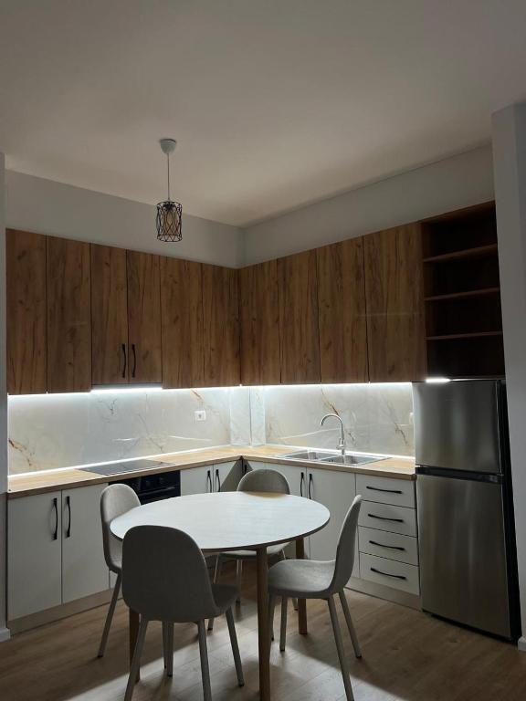 Richi`s Guest House II
