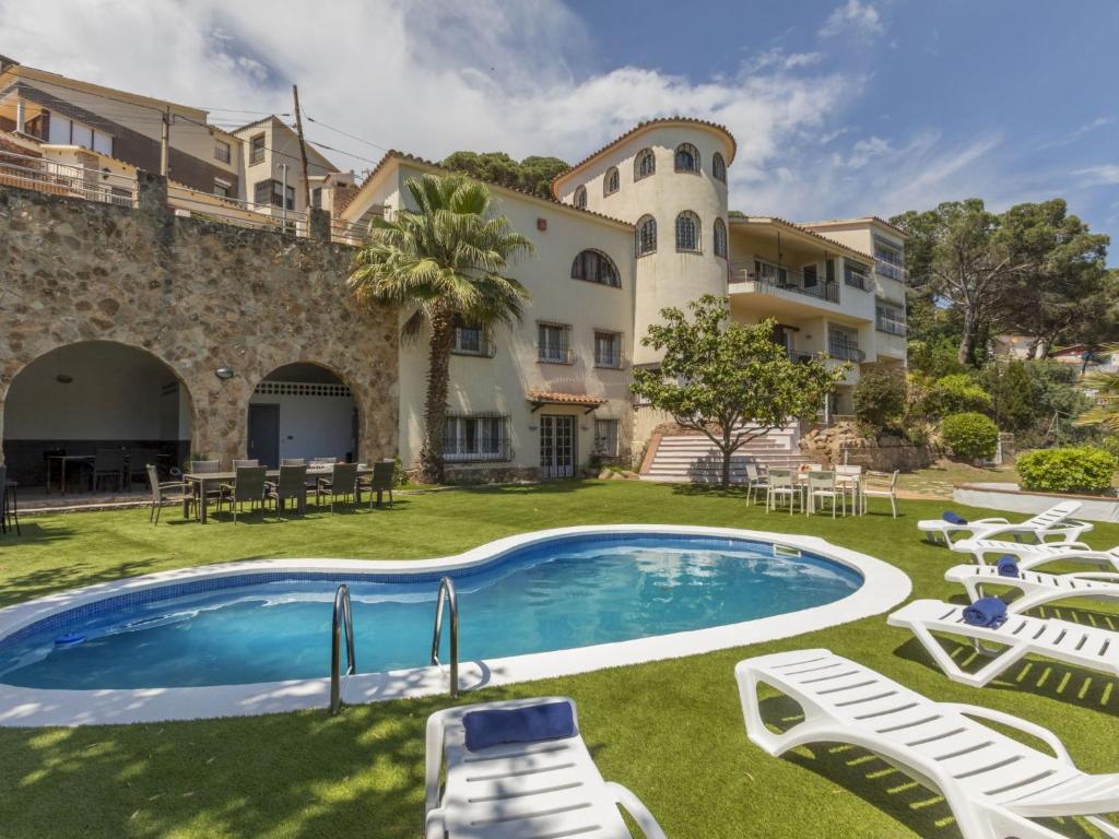 Holiday Home Castellet by Interhome