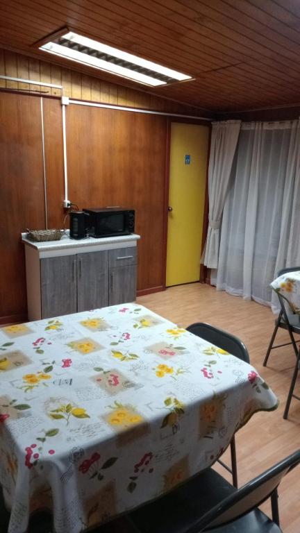 Kuchyň nebo kuchyňský kout v ubytování Hostal Fx