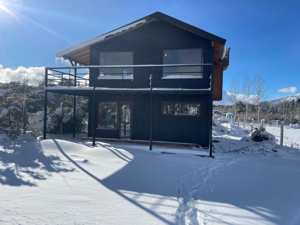 Free Mountain Chalet зимой